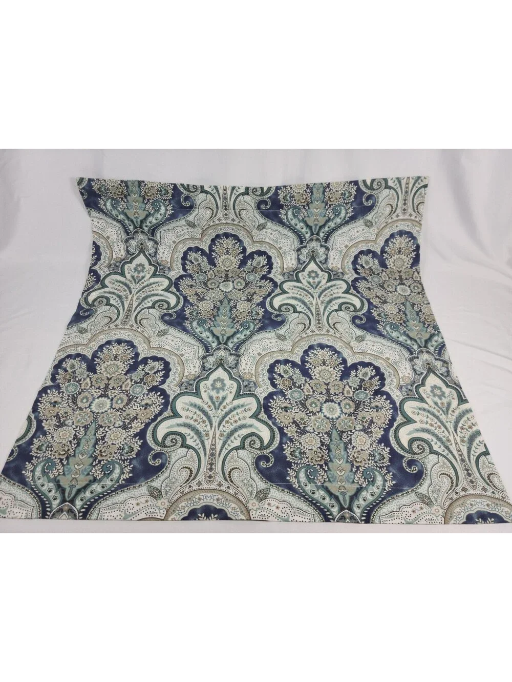 Pottery Barn Jordana Paisley King Duvet Cover & 2 Euro Shams